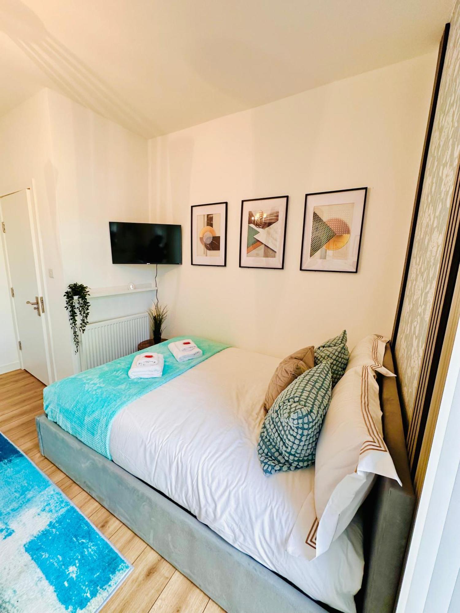 R2 - Elegant Private Room Opposite Queen Elizabeth Hospital - Harborne Birmingham Esterno foto