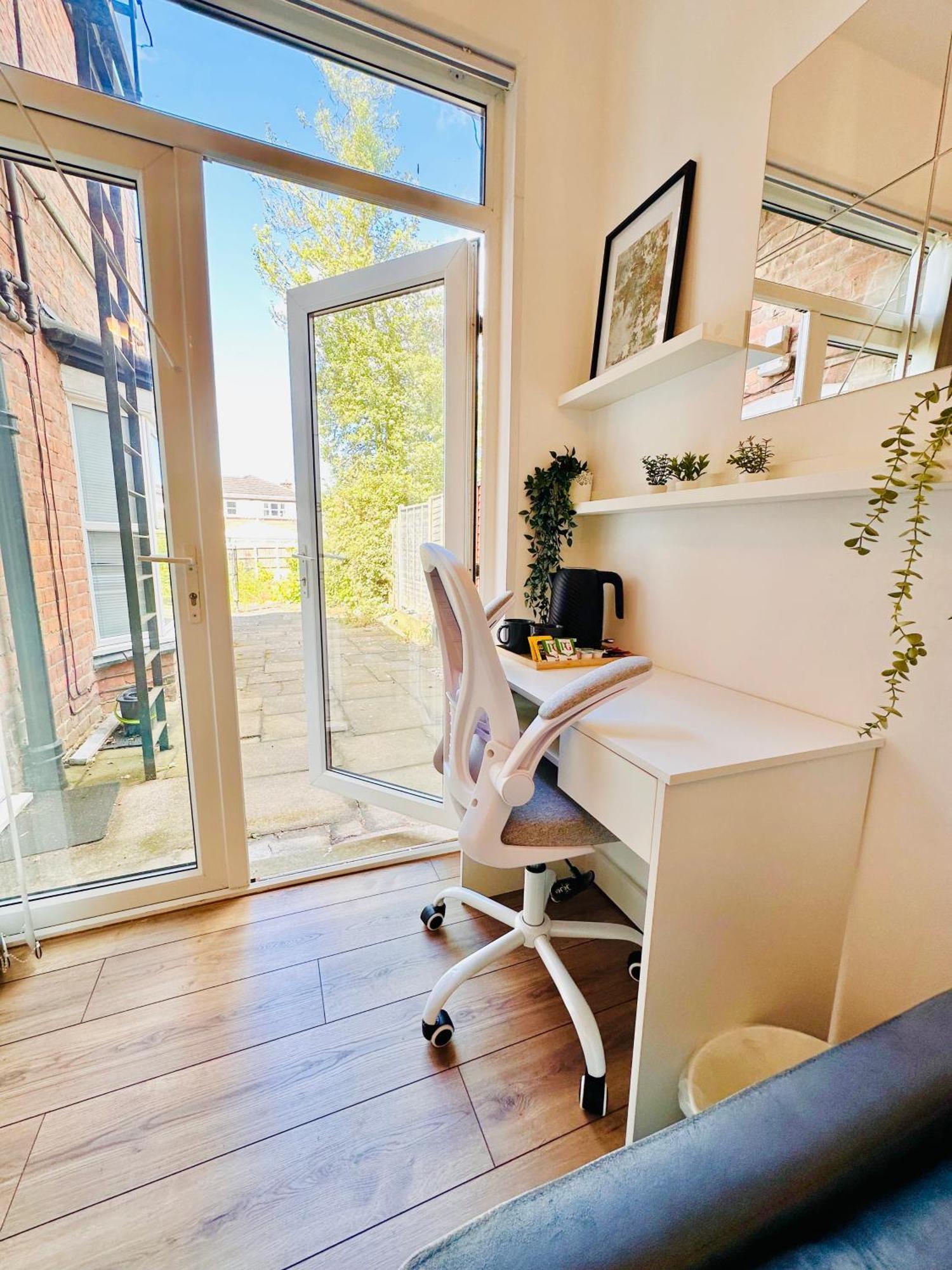 R2 - Elegant Private Room Opposite Queen Elizabeth Hospital - Harborne Birmingham Esterno foto